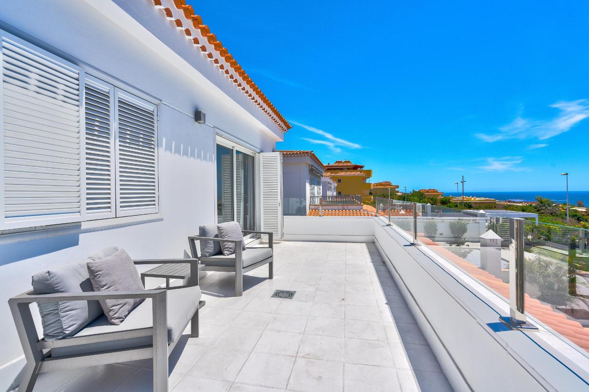Espectacular Villa Aurora By Paramount Holidays Пуерто де Сантяго Екстериор снимка